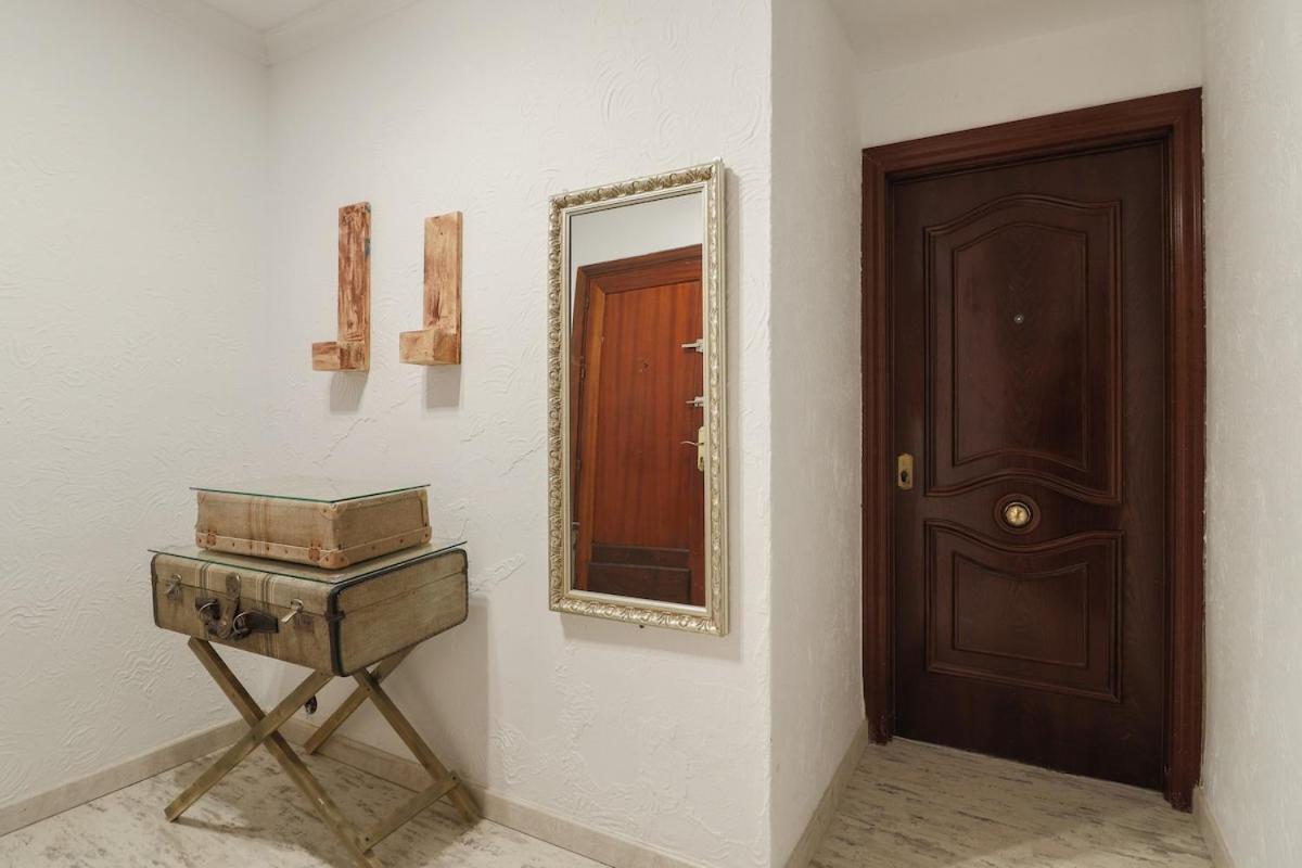 C34 - One Bedroom Apartment Next To Alcazaba Malaga Ngoại thất bức ảnh